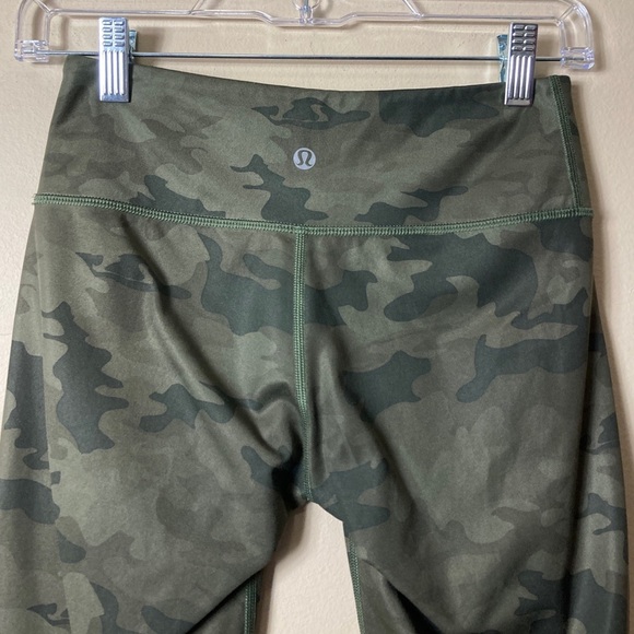 Lululemon Wunder Under Crop Legging Full On Luxtreme Savasana Camo Fatigue Green - Picture 9 of 11